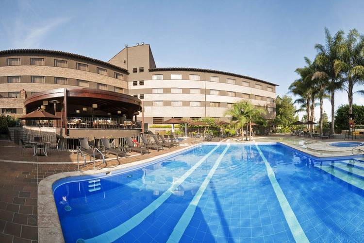 Swimming pool Movich Las Lomas Hotel Medellin