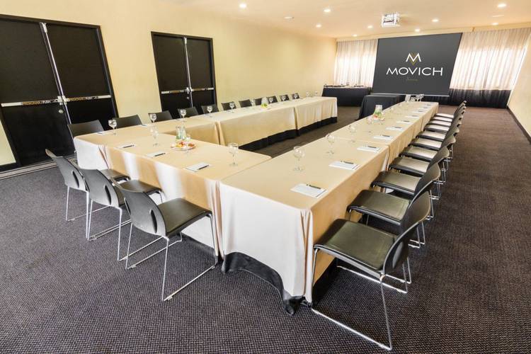 Sala de reuniones  Movich Pereira