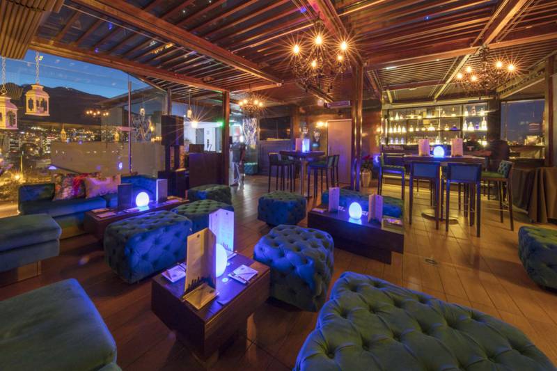 Vértigo rooftop  Le Parc (Quito)