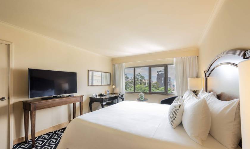 Home classic plus king Intercontinental Medellín Medellin Home classic plus king Intercontinental Medellín Medellin