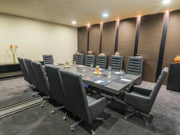 Meeting hall Movich Pereira Meeting hall Movich Pereira