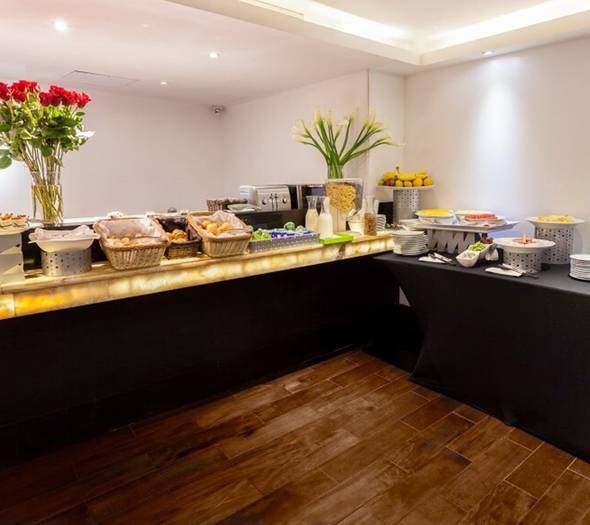 Breakfast buffet Le Parc (Quito) 