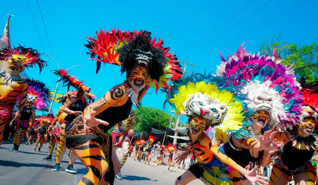 Movich Buró 51 (Barranquilla) 1 Carnaval de Barranquilla