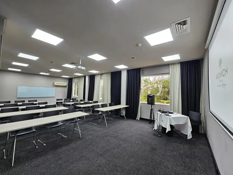 ROBLE - AULA (2)